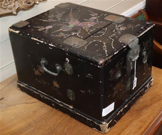 A Japanese Ryuku lacquer box 37cm